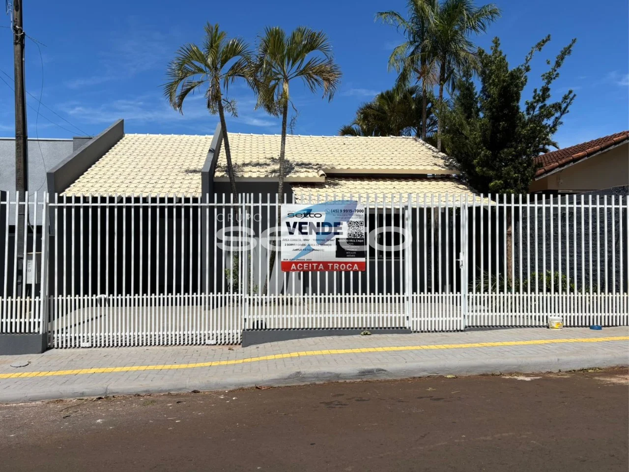 Casa com terreno aos fundos em Parque dos Estados - STI, Ambiente acolhedor para sua família
