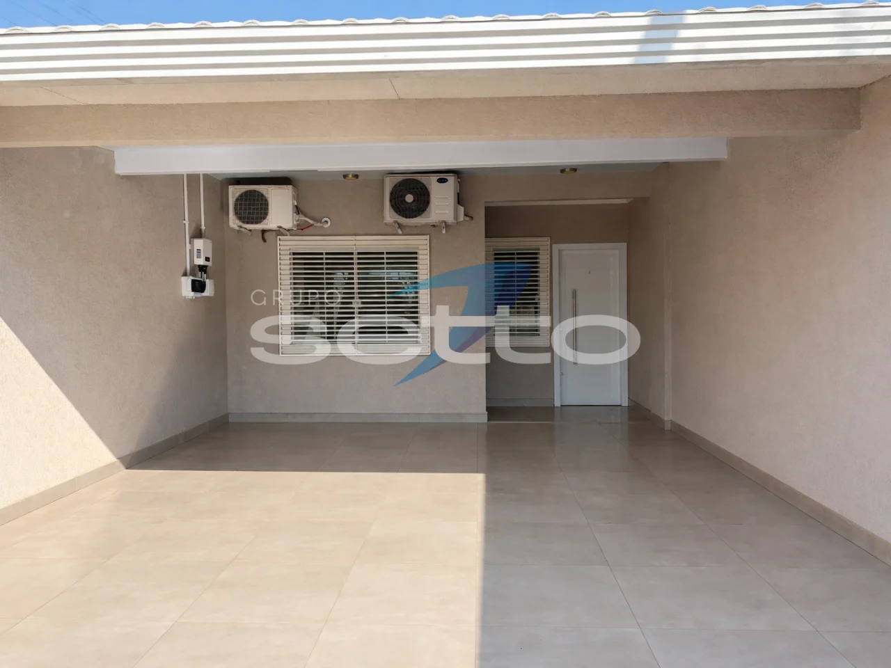 Casa próxima a Av Garibaldi em Jardim Ana Cristina, Área gourmet com churrasqueira - Casa em Foz do Iguaçu