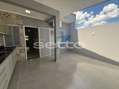 Casa próxima a Av Garibaldi em Jardim Ana Cristina, Área gourmet com churrasqueira - Foto 13 de 16